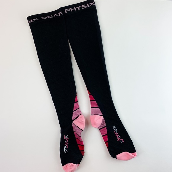 Physix Gear Compression Socks - Picture 3 of 3